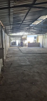 Imagem Galpão para Venda em Rio de Janeiro, CORDOVIL, 2 dormitórios, 2 banheiros, 10 vagas