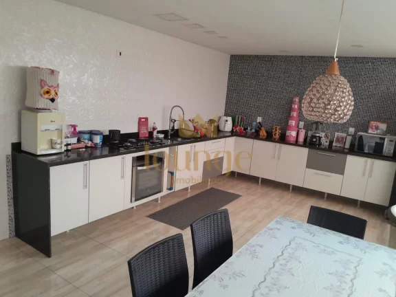 Imagem Casa à venda em Jd. Maria Cristina, Z. Norte - Sorocaba/SP