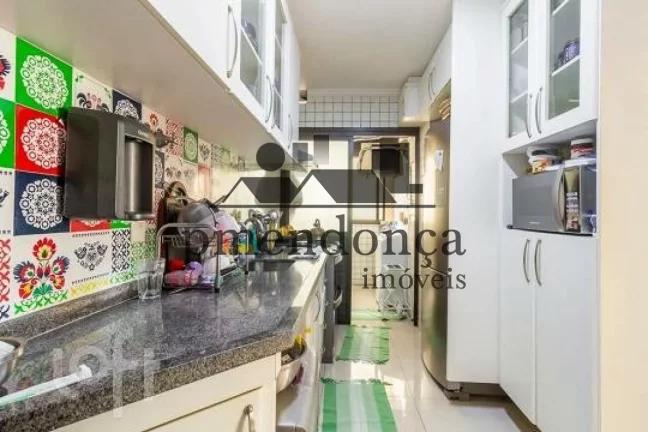 Imagem Apartamento na Pompéia com 3 quartos (1suí­te) e 2 vagas, 92m²