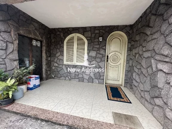 Imagem À venda 3 casas com entradas independentes, na Glória - Vila Velha