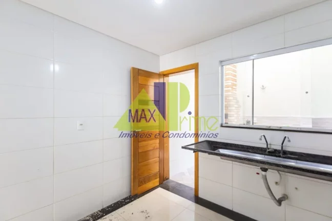 Imagem Residência Impecável à Venda em São Paulo - 3 Quartos, 1 Suíte, 2 Banheiros, 2 Vagas - Vila São Geraldo - 100 m²