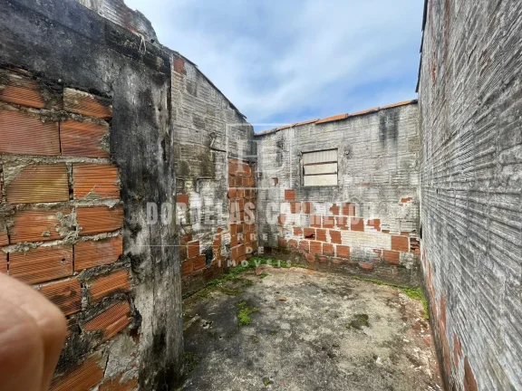 Imagem Imóvel com Terreno Grande e Ótimo Potencial de Valorização