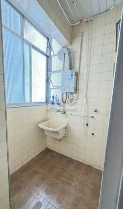 Imagem Apartamento à venda em Laranjeiras, 74m2, 2Qtos, de frente, Gal Glicério.