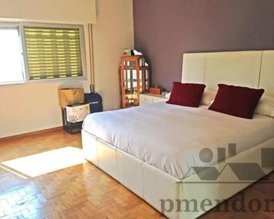 Imagem Apartamento com amplo living para 2 ambientes, 3 dormitórios sendo 1 suíte com closet, lavabo, ban...