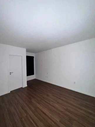 Imagem Apartamento com 3 suítes e 3 vagas de garagem na Praia Brava de Itajaí/SC