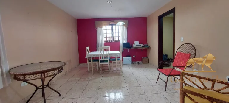 Imagem Encantadora residência a venda em Campos do Jordão.