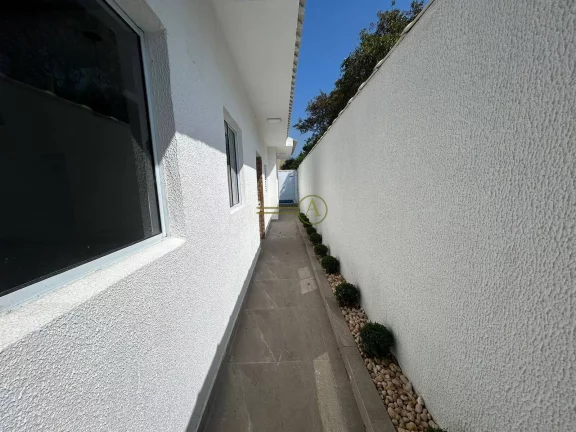Imagem Casa à venda com 3 suítes em bairro seguro, a poucos passos da delegacia