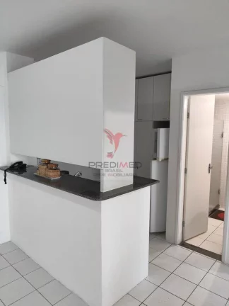 Imagem Vende-se flat Mobiliado ,super bem localizada na praia de Boa Viagem. Recife