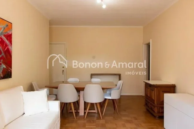 Imagem Apartamento em excelente localizaÃ§Ã£o, com ambientes amplos e acabamentos renovados. O living espaÃ...