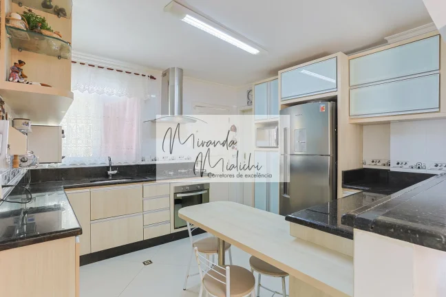 Imagem Casa com 2 suítes à venda na Trindade