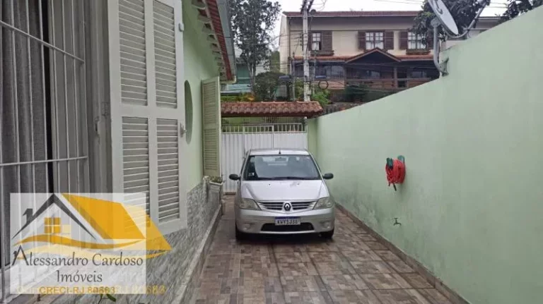 Imagem Vendo casa nas Braunes com 3 quartos