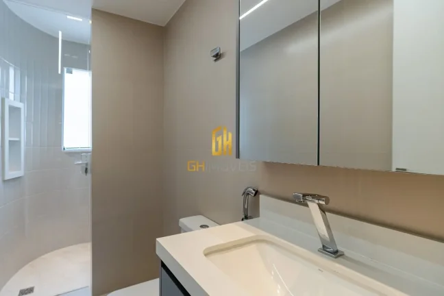 Imagem Apartamento com 3 quartos no Setor Oeste, com 125,77m² de área privativa, o apartamento possui:- S...
