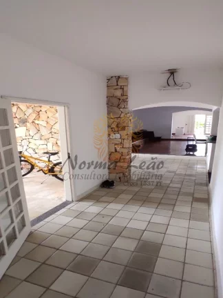 Imagem Casa de ESQUINA à Venda na Coroa do Meio. Próximo ao Condomínio La Villette.