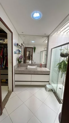 Imagem Casa, CONDOMINIO PORTAL DAS AGUAS, 3 quartos, sendo um suítes com closet, Varan