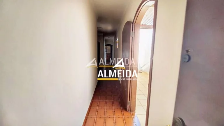 Imagem Casa com 4 dormitórios à venda, 213 m² por R$ 650.000,00 - Cidade Nova - Rio Claro/SP
