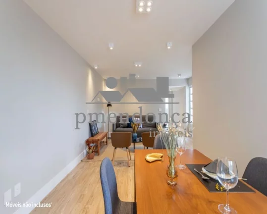 Imagem Apartamento reformado à venda na Vila Romana, 2 quartos e 1 vaga, 92m2