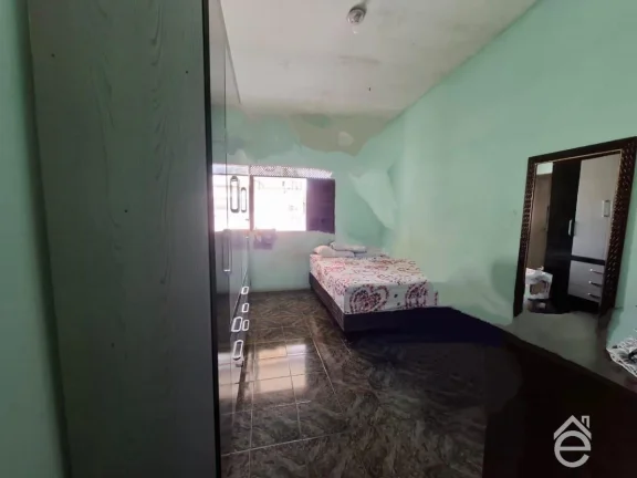 Imagem Casa à venda, Cruz da Almas, 8/4, 4 wc, 281m2, garagem, próximo a UNIT
