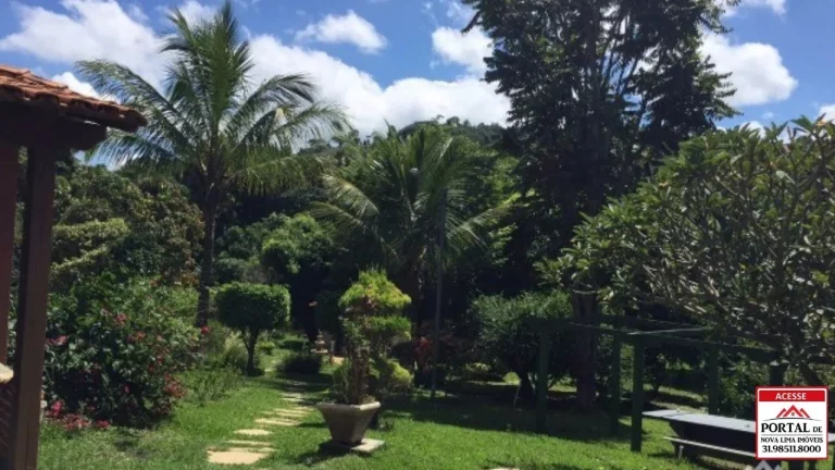 Imagem VENDO BELO SITIO EM ESMERALDAS, JUNTO AO CONDOMÍNIO IPÊ AMARELO. AMPLA ÁREA DE LAZER, PISCINA, SAUNA, QUADRA E LAGOA COM MUITO PEIXE