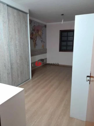 Imagem Sobrado para locação, 3 Quartos, 3 Suítes, 4 Vagas, Vila Floresta, Santo André, SP