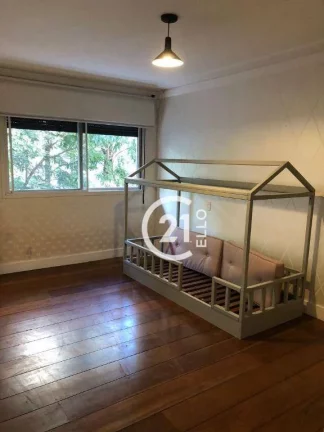Imagem Apartamento com 245 m², 3 quartos sendo 3 suítes à venda no bairro Jardim América.