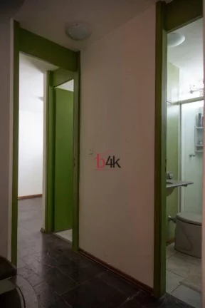 Imagem Casa para locação e/ou venda em Moema. 200m², 4 quartos, 4 banheiros e 3 pavimentos. na rua Maturi, 55.