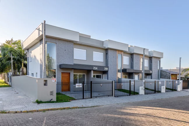 Imagem Lindo sobrado de 3 quartos em excelente localização Prox ao Centro