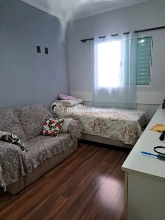 Imagem Excelente casa térrea à venda no Condomínio Okinawa com quatro quartos sendo duas suítes incluin...