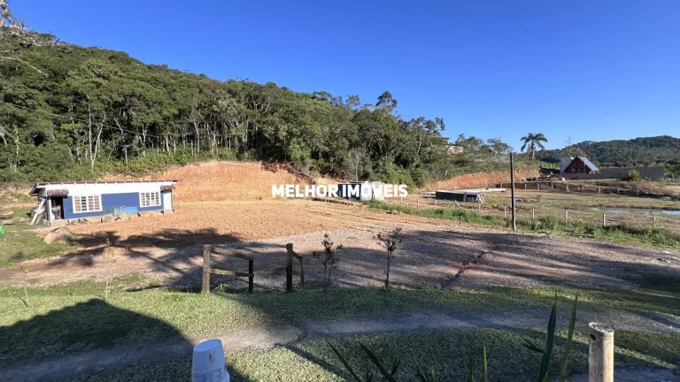 Imagem Chacara a venda em Camboriú com 14.000 m²