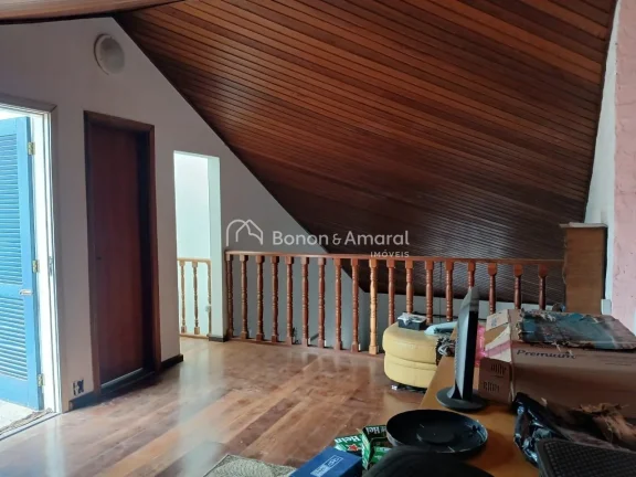Imagem Esta chácara é o refúgio ideal para quem busca tranquilidade sem abrir mão do conforto. Com trê...