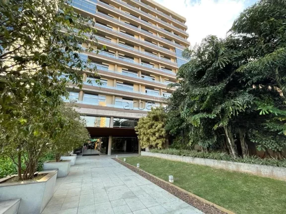 Imagem Apresentamos esta sala comercial de 33 metros quadrados, 1 banheiro e 1 copa, além de 1 vaga de gar...