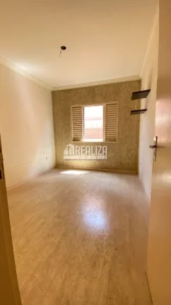 Imagem Apartamento à venda no Condomínio Edifício Tassiana, bairro Estados Unidos em Uberaba