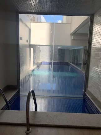 Imagem Apartamento Alto Padrão, 03 Quartos, 01 Suite, Vista Panorâmica, 02 Vagas de Garagem, 03 Varandas, Beira Mar, Praia do Morro, Guarapari - ES