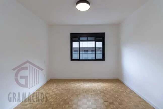 Imagem Apartamento à Venda 220m² | 3 Dormitórios + 2 Vagas | Rua Haddock Lobo