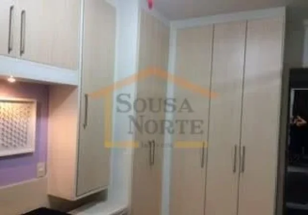 Imagem Lindo apartamento, 2 dormitórios, sendo 1 suíte, ambos com armários, sala 2 ambientes, sacada, co...