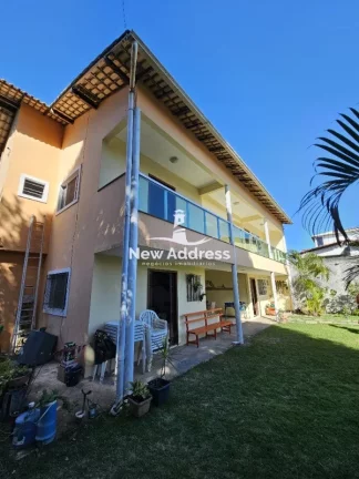 Imagem Casa Duplex com Quintal, Piscina e Churrasqueira em Costa Bela - Serra