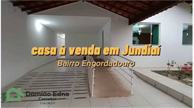 Imagem Casa com 3 Quartos e 3 banheiros, 239 m² por R$ 990.000