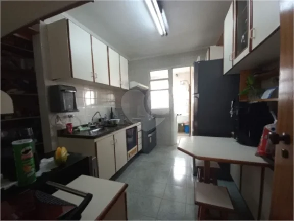 Imagem Apartamento à venda com 3 quartos, sendo 1 suíte, no condomínio Edifício Vermont, São Paulo - SP