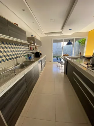 Imagem Belíssima Casa a venda no Bairro Colina Verde - Tatuí/SP.