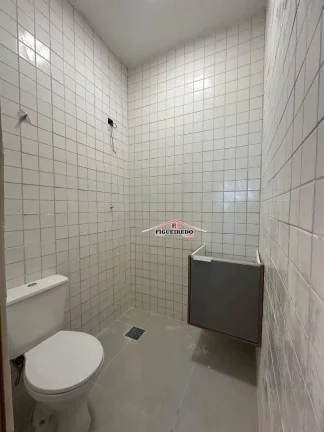 Imagem Kitnet com 1 dormitório à venda, 29 m² por R$ 220.000 - Boqueirão - Praia Grande/SP