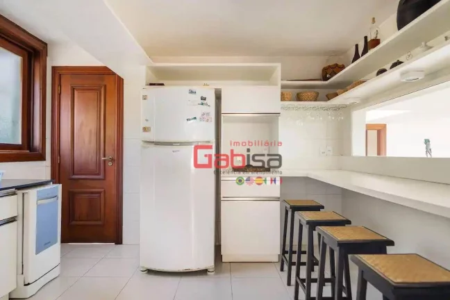 Imagem Casa com 4 dormitórios à venda, 300 m² por R$ 3.700.000,00 - Village de Búzios - Armação dos Búzios/RJ