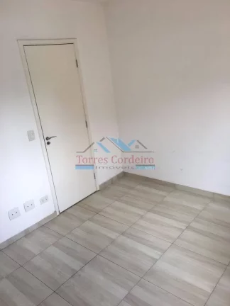 Imagem Casa em condomínio com 2 dormitórios + 2 vagas - Jd. Sarah