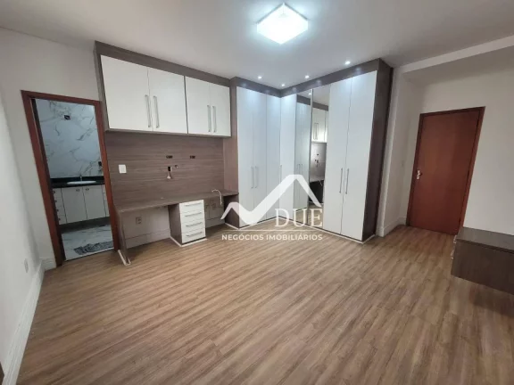 Imagem CASA SOBREPOSTA TÉRREA COM 3 DORMITÓRIOS À VENDA, 160 M² POR R$ 939.000 - ESTUÁRIO - SANTOS/SP