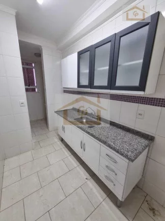 Imagem *Com quintal , 1 quarto, varanda, 1 vaga