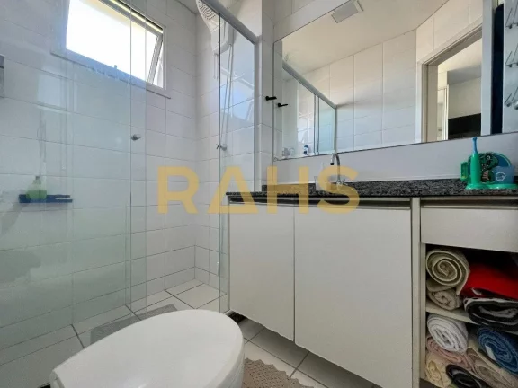 Imagem Cobertura Semi-mobiliada à venda com 1 suíte e 2 quartos, 2 vagas individuais de garagem no melhor...