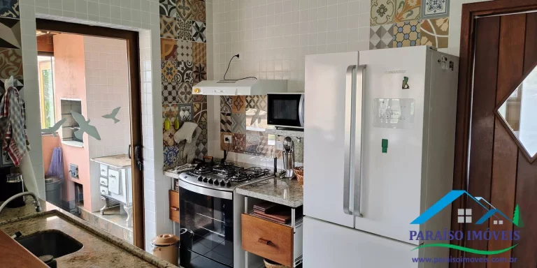 Imagem Exclusividade e Requinte: Residência de Alto Padrão em Condomínio Fechado