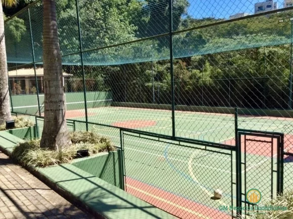 Imagem Ótimo terreno em aclive com 700m2 no condominio Reserva Vale Verde