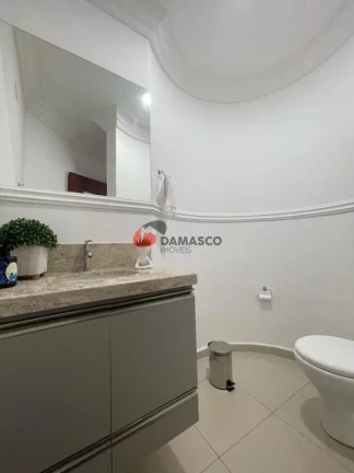 Imagem Sobrado à venda 3 Quartos, 1 Suite, 5 Vagas, Jardim São Caetano, São Caetano do Sul - SP