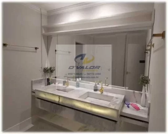 Imagem Vendo Casa, Porteira Fechada, com 334 m², 4 quartos s/ 3 suítes, escritório, piscina e 4 vagas