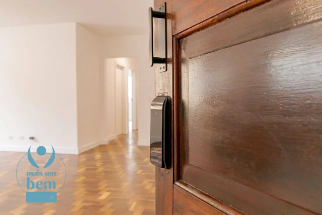 Imagem Apartamento com 3 Quartos, 1 Suíte à venda, 105 m² por R$ 635.000 - Água Verde - Curitiba/PR