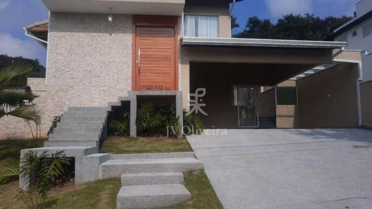 Imagem Casa em condomínio à venda, 300 m², 3 suítes, 4 banheiros, 4 vagas - Jardim Caiapia - Cotia/SP